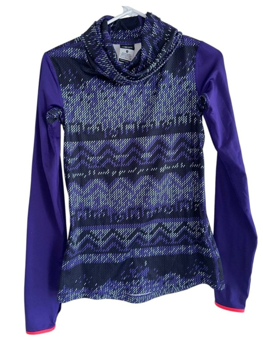 Nike Pro Hyperwarm Nordic Infinity Funnel Neck Shirt Purple Womens Small